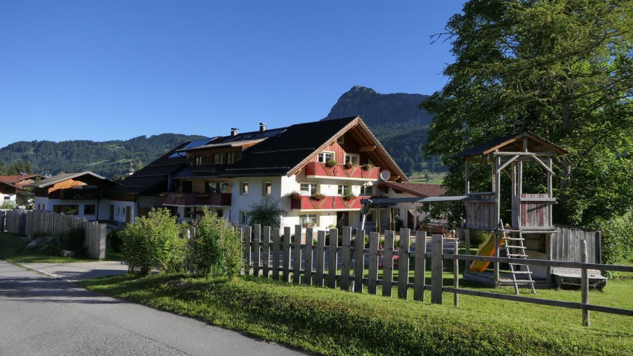 Rief Ingrid Und Hubert Apartamento Tannheim Exterior foto